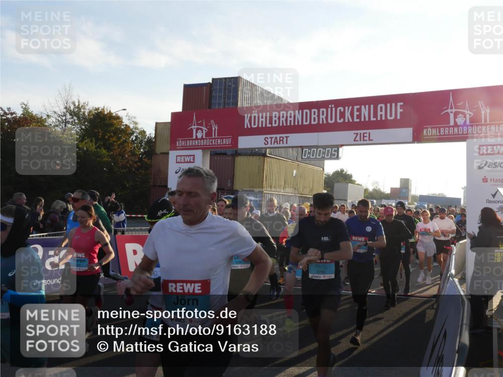 03.10.2025 - Köhlbrandbrückenlauf Matties Gatica Varas http://msf.ph/oto/9163188 03.10.2025 09:00:07 Ziel  meine-sportfotos.de