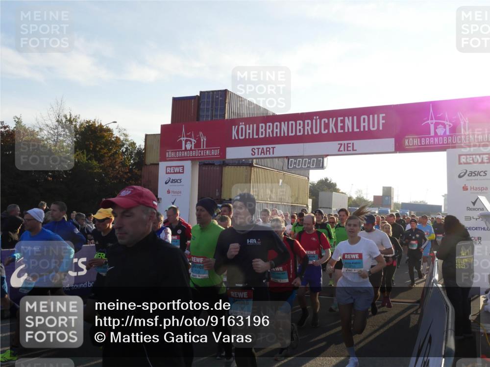 03.10.2025 - Köhlbrandbrückenlauf Matties Gatica Varas http://msf.ph/oto/9163196 03.10.2025 09:00:08 Ziel  meine-sportfotos.de