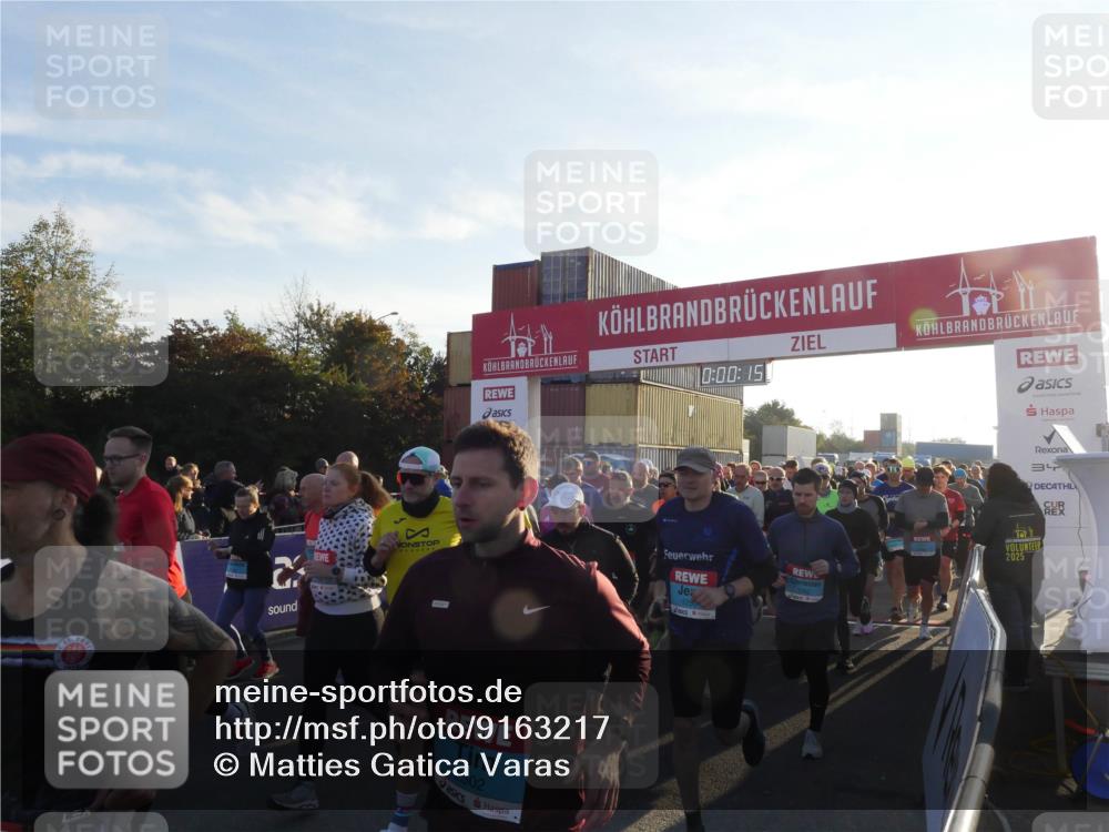 03.10.2025 - Köhlbrandbrückenlauf Matties Gatica Varas http://msf.ph/oto/9163217 03.10.2025 09:00:17 Ziel  meine-sportfotos.de