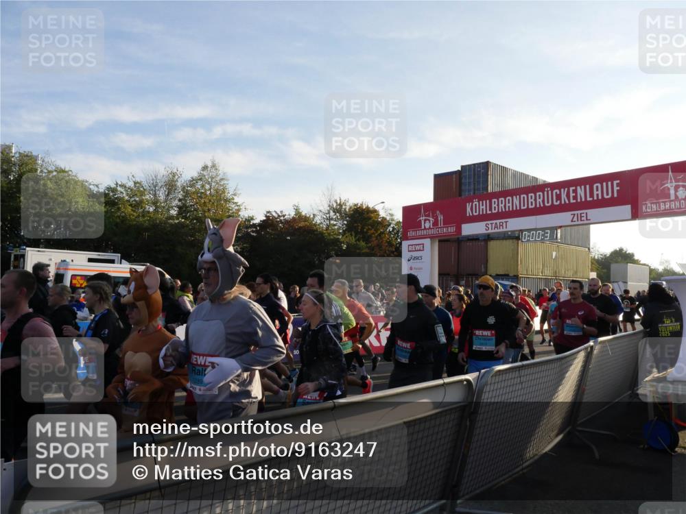 03.10.2025 - Köhlbrandbrückenlauf Matties Gatica Varas http://msf.ph/oto/9163247 03.10.2025 09:00:33 Ziel  meine-sportfotos.de