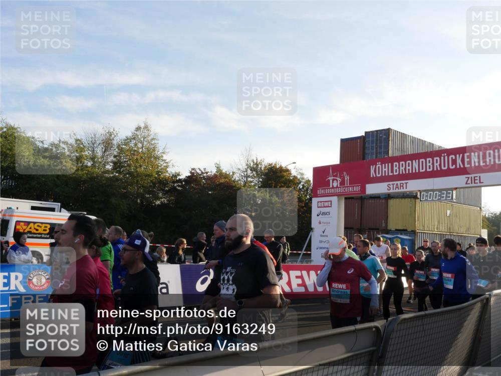 03.10.2025 - Köhlbrandbrückenlauf Matties Gatica Varas http://msf.ph/oto/9163249 03.10.2025 09:00:34 Ziel  meine-sportfotos.de