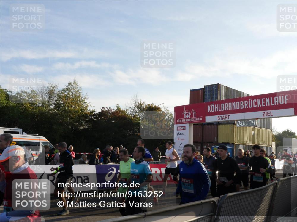 03.10.2025 - Köhlbrandbrückenlauf Matties Gatica Varas http://msf.ph/oto/9163252 03.10.2025 09:00:35 Ziel  meine-sportfotos.de