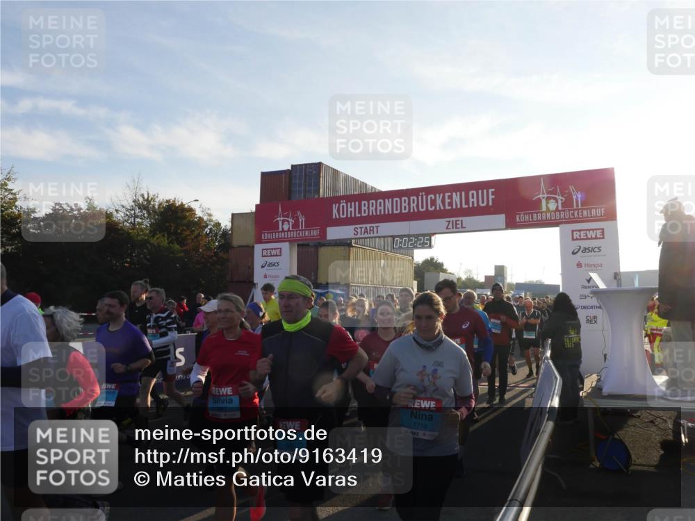03.10.2025 - Köhlbrandbrückenlauf Matties Gatica Varas http://msf.ph/oto/9163419 03.10.2025 09:02:27 Ziel  meine-sportfotos.de