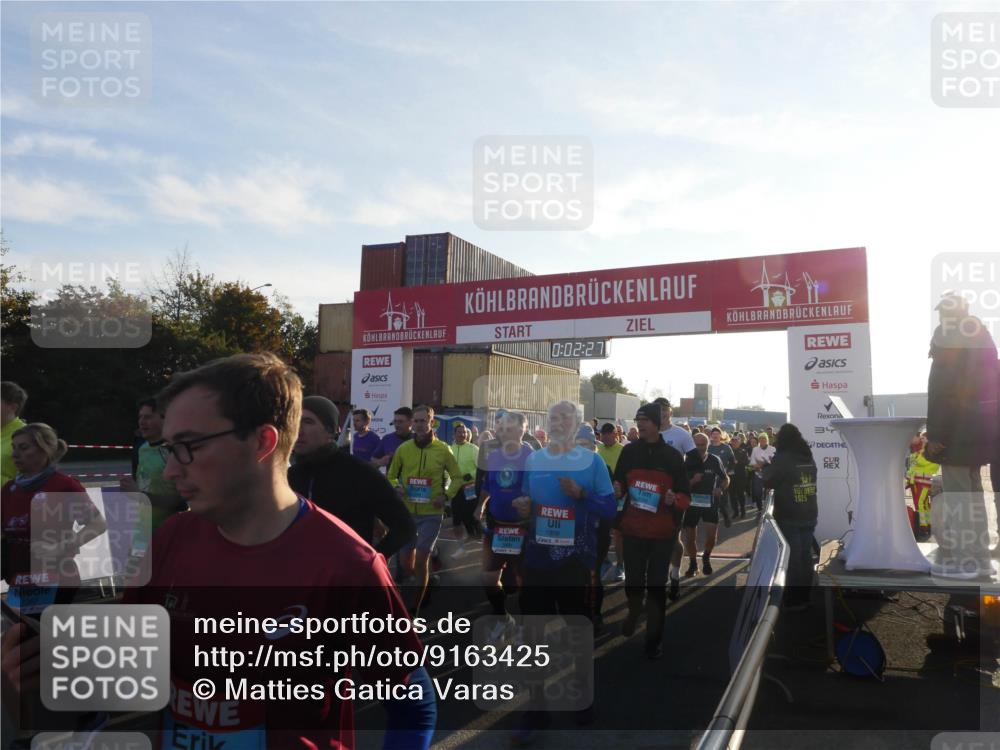 03.10.2025 - Köhlbrandbrückenlauf Matties Gatica Varas http://msf.ph/oto/9163425 03.10.2025 09:02:29 Ziel  meine-sportfotos.de