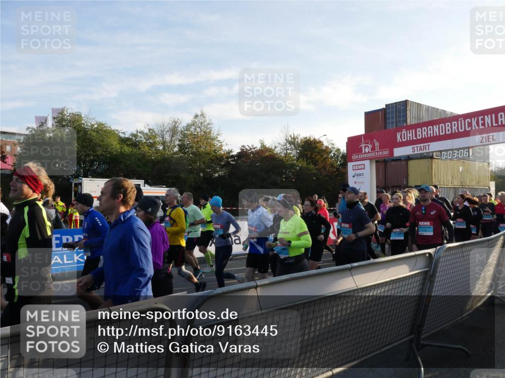 03.10.2025 - Köhlbrandbrückenlauf Matties Gatica Varas http://msf.ph/oto/9163445 03.10.2025 09:03:08 Ziel  meine-sportfotos.de