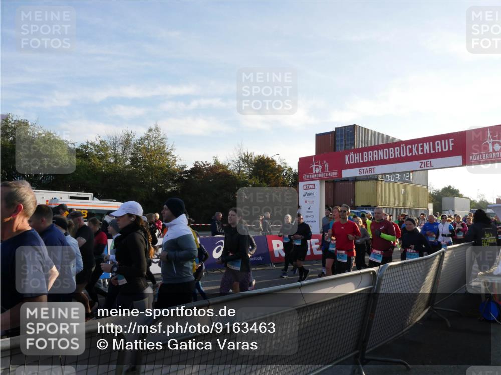 03.10.2025 - Köhlbrandbrückenlauf Matties Gatica Varas http://msf.ph/oto/9163463 03.10.2025 09:03:14 Ziel  meine-sportfotos.de