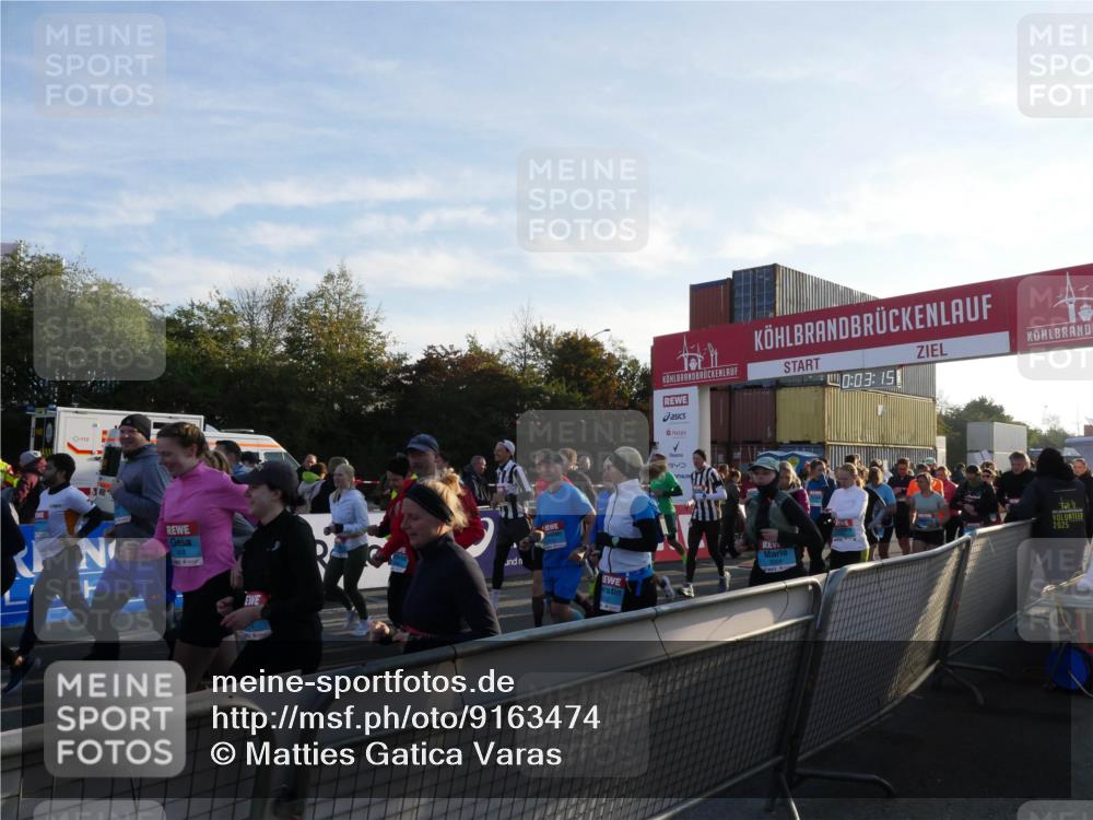 03.10.2025 - Köhlbrandbrückenlauf Matties Gatica Varas http://msf.ph/oto/9163474 03.10.2025 09:03:17 Ziel  meine-sportfotos.de