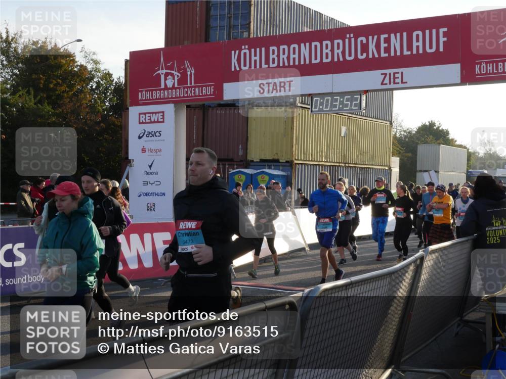 03.10.2025 - Köhlbrandbrückenlauf Matties Gatica Varas http://msf.ph/oto/9163515 03.10.2025 09:03:54 Ziel  meine-sportfotos.de