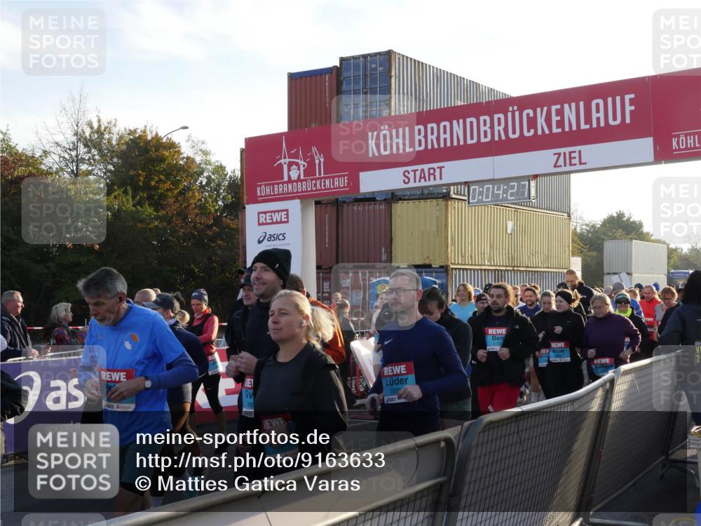 03.10.2025 - Köhlbrandbrückenlauf Matties Gatica Varas http://msf.ph/oto/9163633 03.10.2025 09:04:28 Ziel  meine-sportfotos.de