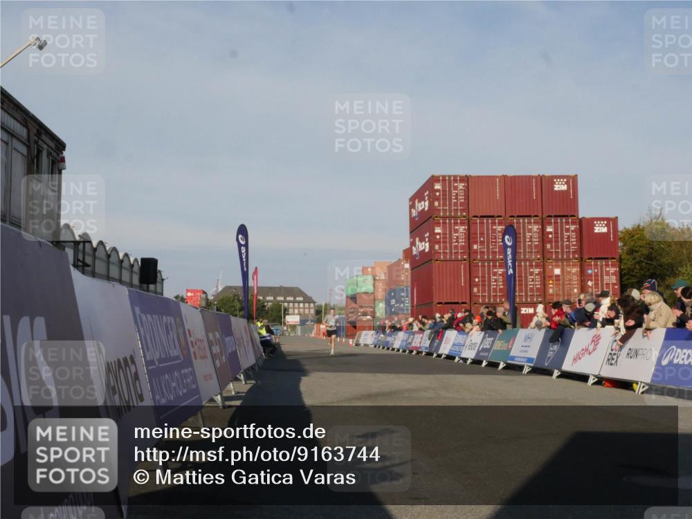 03.10.2025 - Köhlbrandbrückenlauf Matties Gatica Varas http://msf.ph/oto/9163744 03.10.2025 09:45:38 Ziel 3782 meine-sportfotos.de