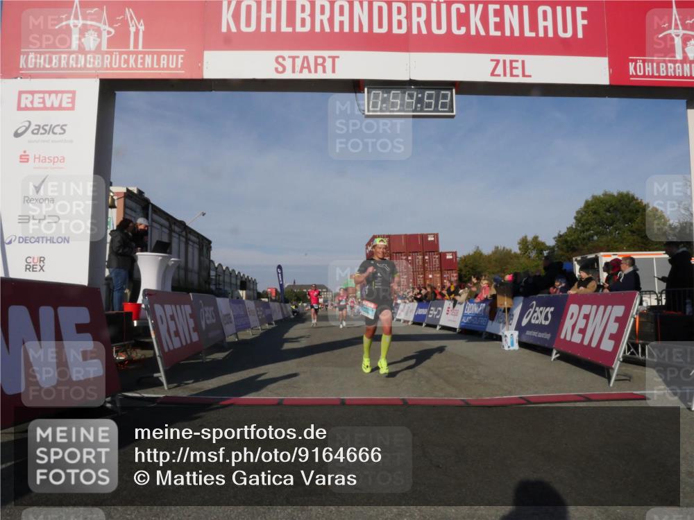 03.10.2025 - Köhlbrandbrückenlauf Matties Gatica Varas http://msf.ph/oto/9164666 03.10.2025 09:54:54 Ziel 1268, 2961, 3376, 3527, 3609 meine-sportfotos.de