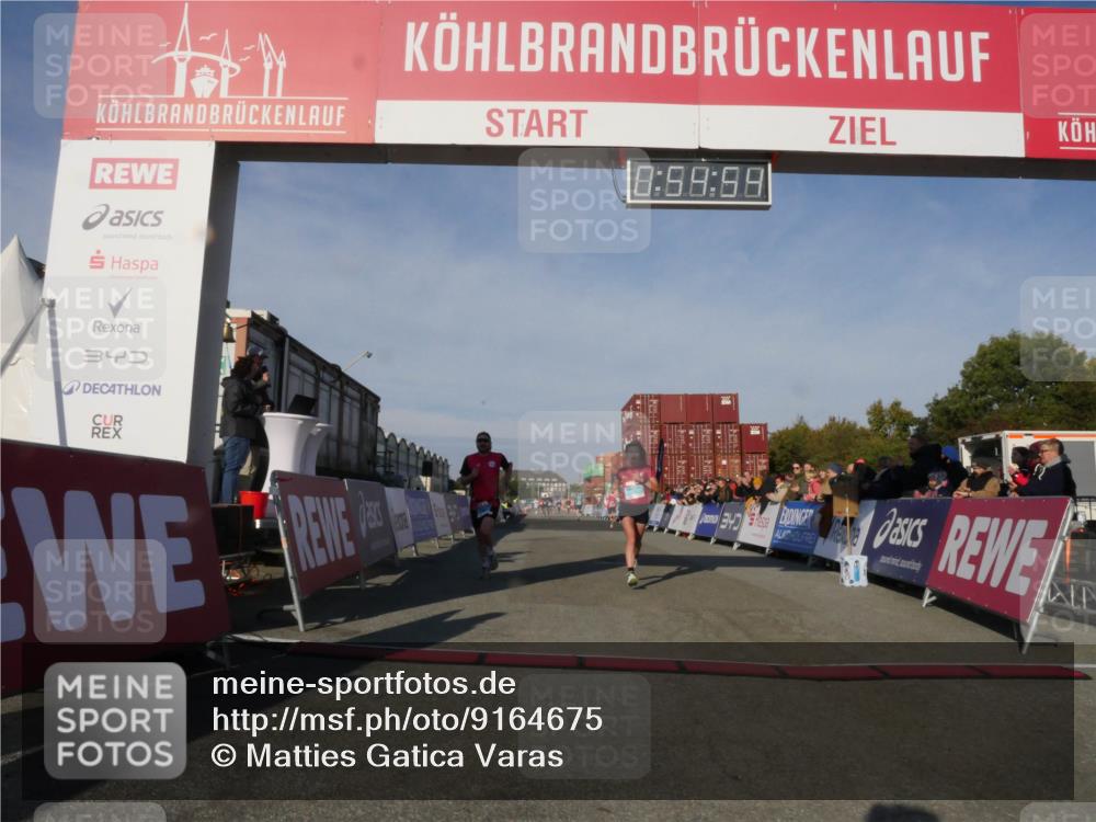 03.10.2025 - Köhlbrandbrückenlauf Matties Gatica Varas http://msf.ph/oto/9164675 03.10.2025 09:54:56 Ziel 1268, 2961, 3193, 3376, 3527 meine-sportfotos.de