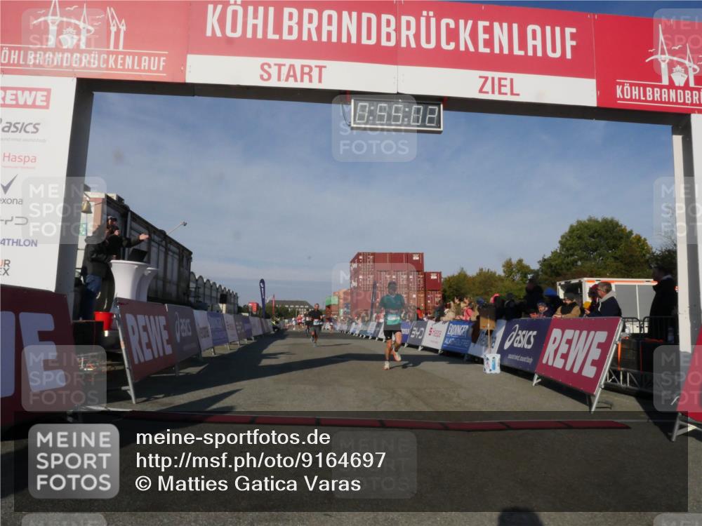 03.10.2025 - Köhlbrandbrückenlauf Matties Gatica Varas http://msf.ph/oto/9164697 03.10.2025 09:55:04 Ziel 1268, 2879, 3083, 3152, 3193, 3288, 3490, 3628 meine-sportfotos.de