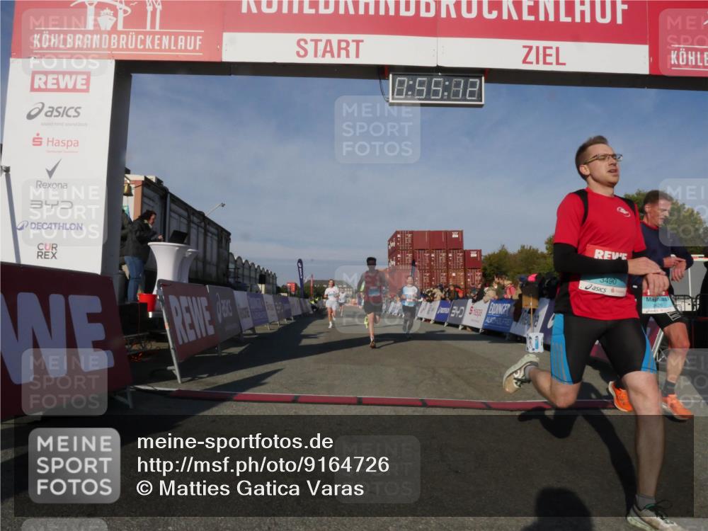 03.10.2025 - Köhlbrandbrückenlauf Matties Gatica Varas http://msf.ph/oto/9164726 03.10.2025 09:55:14 Ziel 2879, 3152, 3628, 3702, 3715, 3720 meine-sportfotos.de