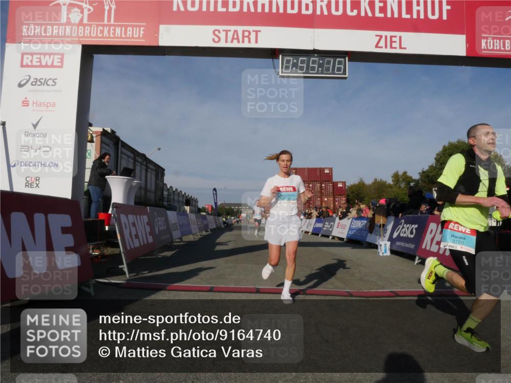 03.10.2025 - Köhlbrandbrückenlauf Matties Gatica Varas http://msf.ph/oto/9164740 03.10.2025 09:55:18 Ziel 1184, 3702 meine-sportfotos.de
