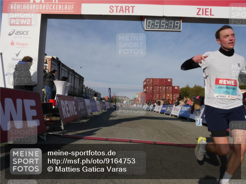 03.10.2025 - Köhlbrandbrückenlauf Matties Gatica Varas http://msf.ph/oto/9164753 03.10.2025 09:55:21 Ziel 1184, 3185 meine-sportfotos.de