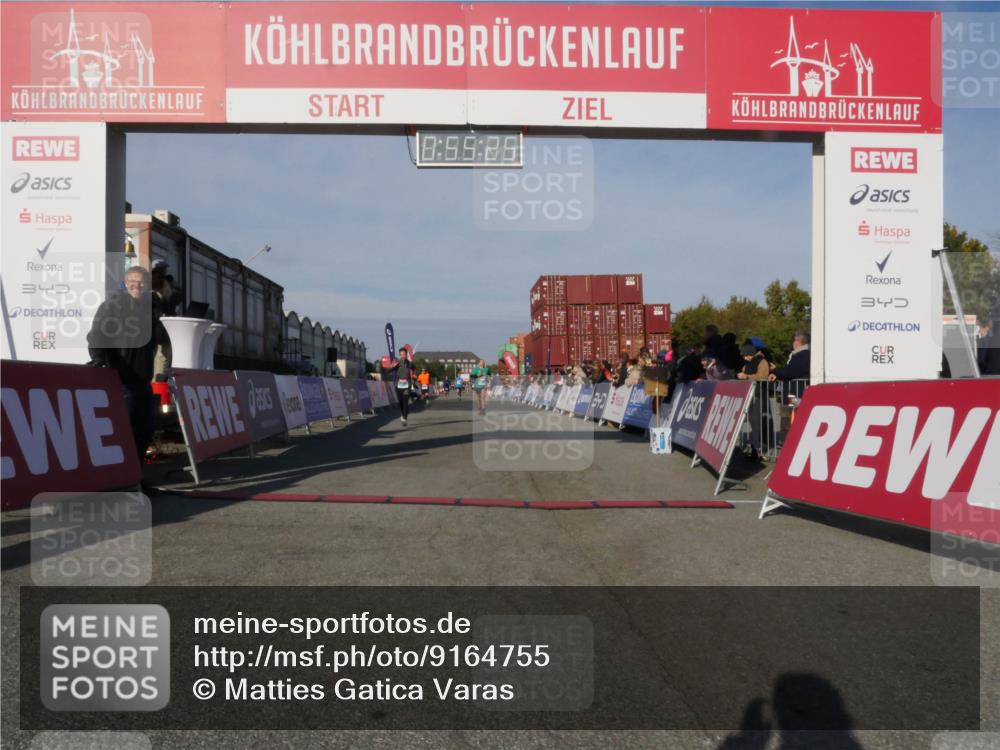03.10.2025 - Köhlbrandbrückenlauf Matties Gatica Varas http://msf.ph/oto/9164755 03.10.2025 09:55:27 Ziel 1016, 1030, 1184, 3185, 3266 meine-sportfotos.de