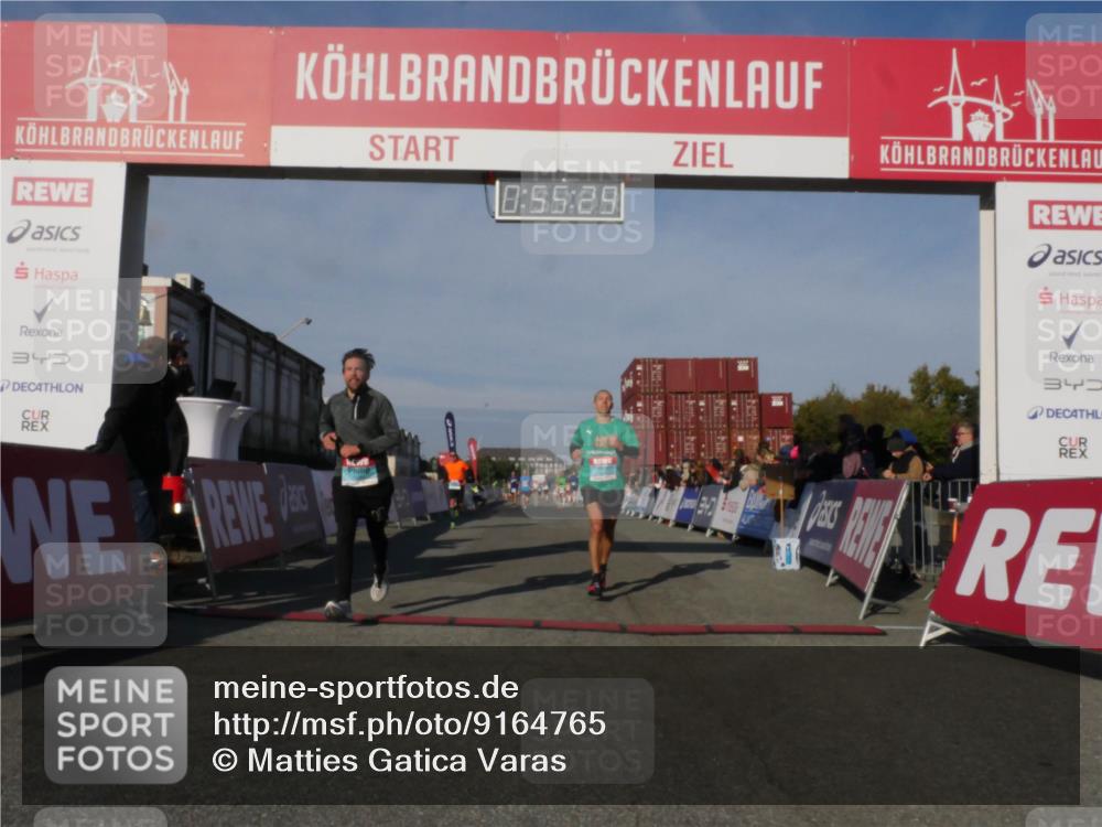 03.10.2025 - Köhlbrandbrückenlauf Matties Gatica Varas http://msf.ph/oto/9164765 03.10.2025 09:55:30 Ziel 1016, 1030, 1040, 1184, 2704, 3185, 3266 meine-sportfotos.de