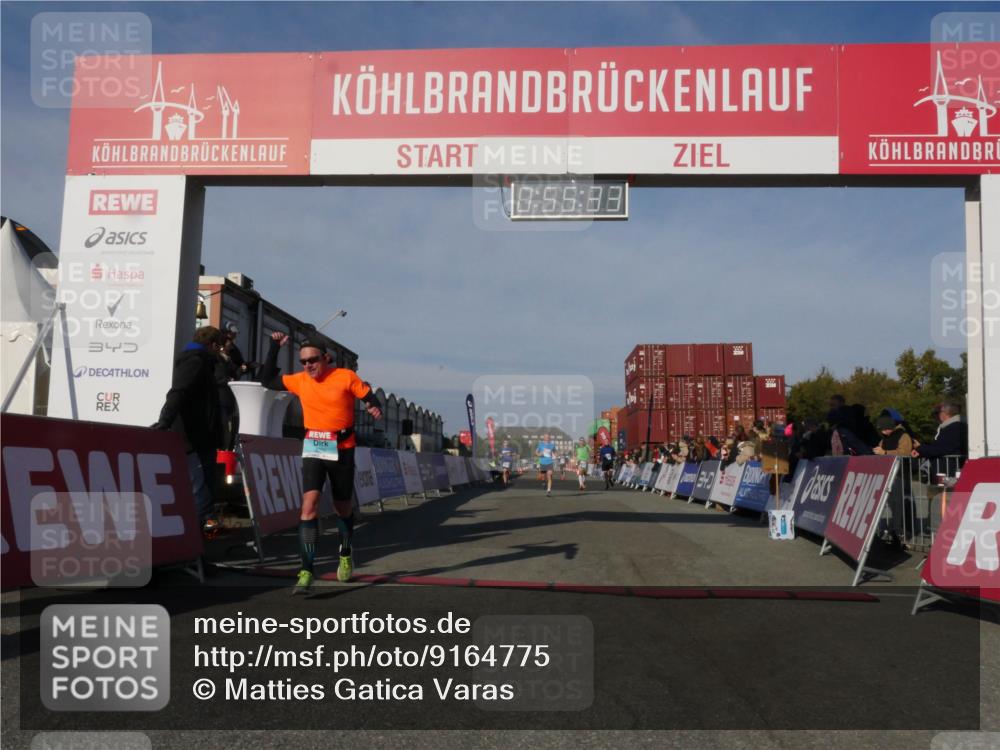 03.10.2025 - Köhlbrandbrückenlauf Matties Gatica Varas http://msf.ph/oto/9164775 03.10.2025 09:55:34 Ziel 1016, 1030, 1040, 2703, 2704, 2934, 3266 meine-sportfotos.de