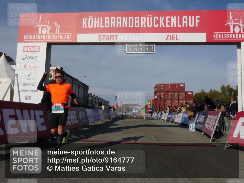 03.10.2025 - Köhlbrandbrückenlauf Matties Gatica Varas http://msf.ph/oto/9164777 03.10.2025 09:55:35 Ziel 1016, 1030, 1040, 2703, 2704, 2934 meine-sportfotos.de