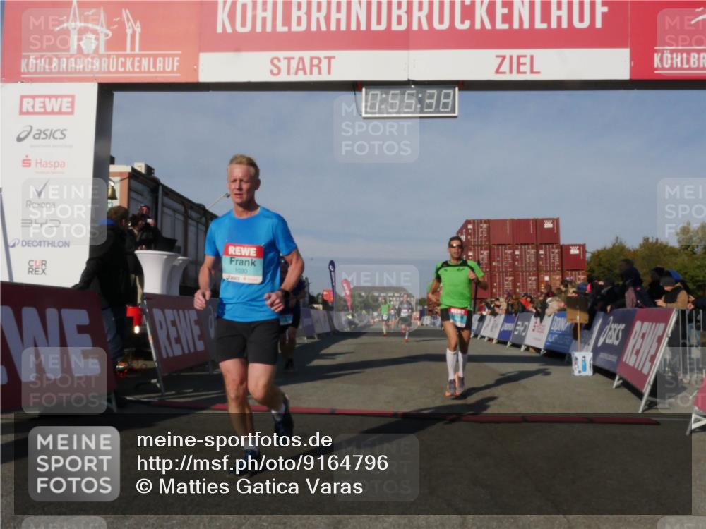 03.10.2025 - Köhlbrandbrückenlauf Matties Gatica Varas http://msf.ph/oto/9164796 03.10.2025 09:55:40 Ziel 1040, 1048, 1490, 2703, 2704, 2934, 3789 meine-sportfotos.de