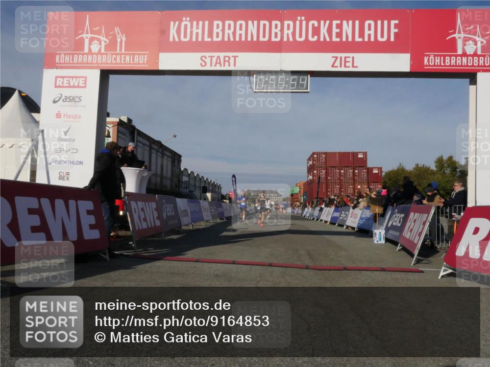 03.10.2025 - Köhlbrandbrückenlauf Matties Gatica Varas http://msf.ph/oto/9164853 03.10.2025 09:55:56 Ziel 1020, 1028, 1036, 1224, 3007, 3143, 3181, 3494 meine-sportfotos.de