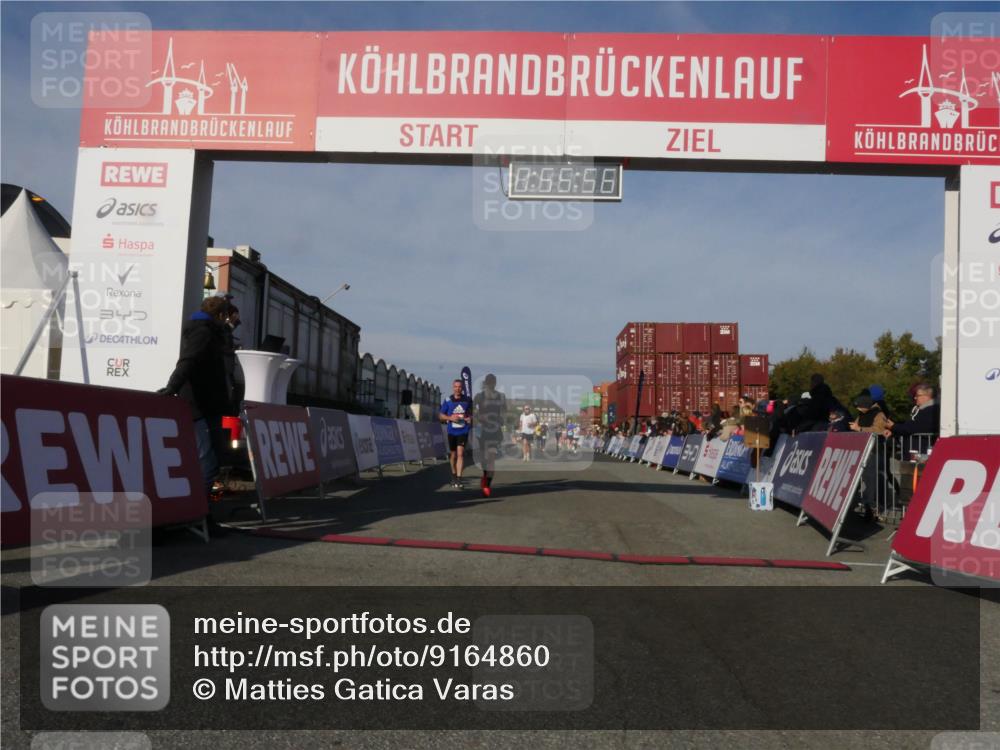 03.10.2025 - Köhlbrandbrückenlauf Matties Gatica Varas http://msf.ph/oto/9164860 03.10.2025 09:55:58 Ziel 1020, 1028, 1036, 1224, 3007, 3143, 3181, 3332, 3494 meine-sportfotos.de