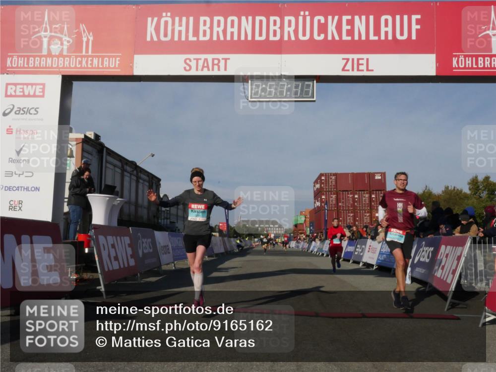 03.10.2025 - Köhlbrandbrückenlauf Matties Gatica Varas http://msf.ph/oto/9165162 03.10.2025 09:57:19 Ziel 1090, 1101, 1180, 2708, 2760, 3518, 3705 meine-sportfotos.de