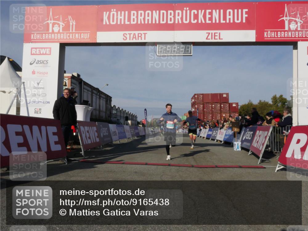 03.10.2025 - Köhlbrandbrückenlauf Matties Gatica Varas http://msf.ph/oto/9165438 03.10.2025 09:58:32 Ziel 1052, 1094, 2962, 3592, 3749, 3836 meine-sportfotos.de