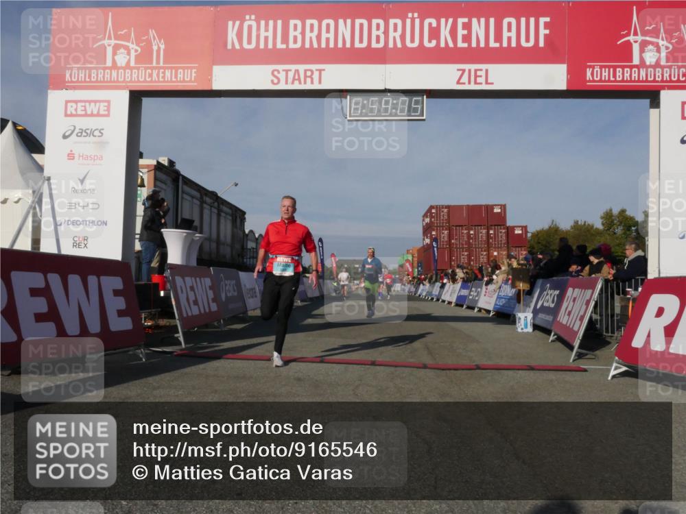 03.10.2025 - Köhlbrandbrückenlauf Matties Gatica Varas http://msf.ph/oto/9165546 03.10.2025 09:59:07 Ziel 1063, 1107, 1185, 1271, 1383, 1617, 3155, 3837 meine-sportfotos.de