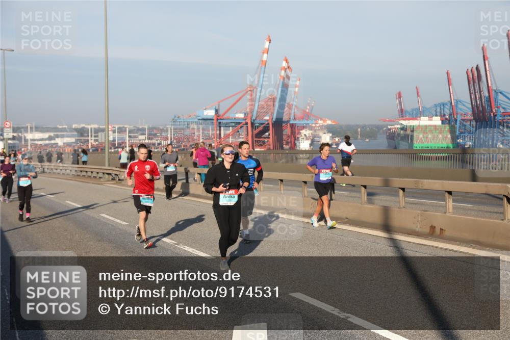 03.10.2025 - Köhlbrandbrückenlauf Yannick Fuchs http://msf.ph/oto/9174531 03.10.2025 08:43:11 Position 2 1238 meine-sportfotos.de