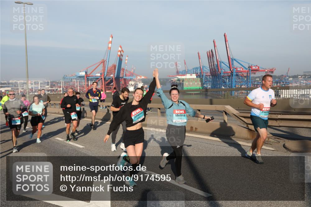 03.10.2025 - Köhlbrandbrückenlauf Yannick Fuchs http://msf.ph/oto/9174595 03.10.2025 08:43:26 Position 2 3362 meine-sportfotos.de