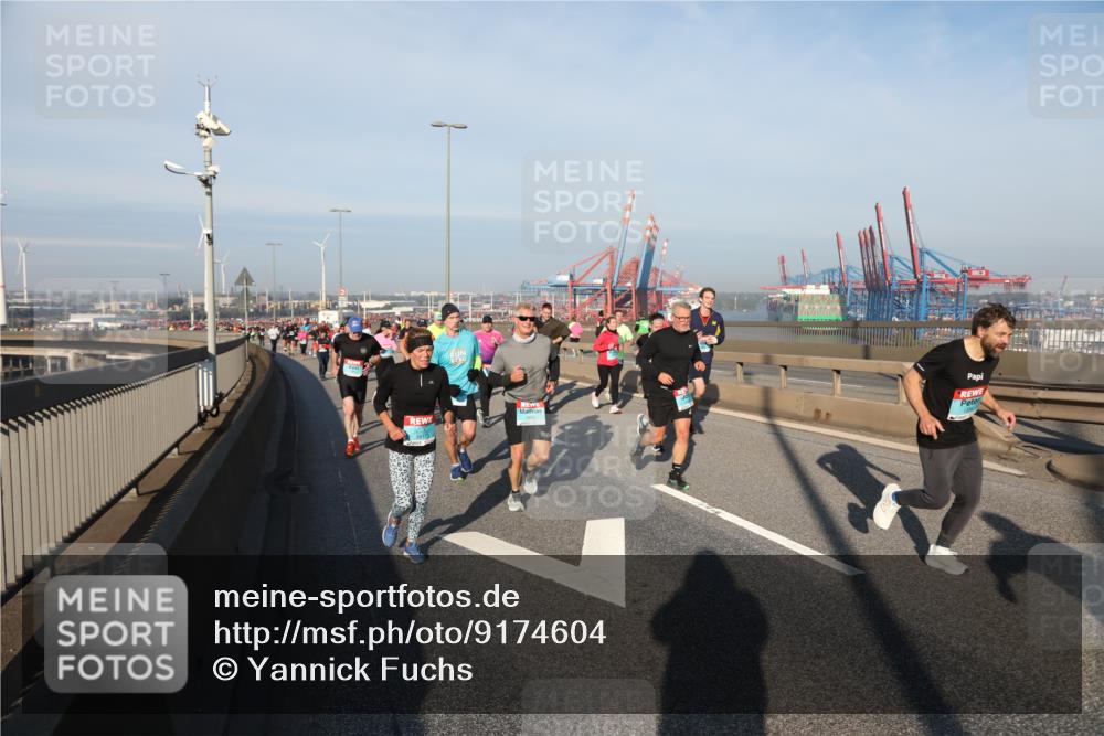 03.10.2025 - Köhlbrandbrückenlauf Yannick Fuchs http://msf.ph/oto/9174604 03.10.2025 08:43:28 Position 2  meine-sportfotos.de