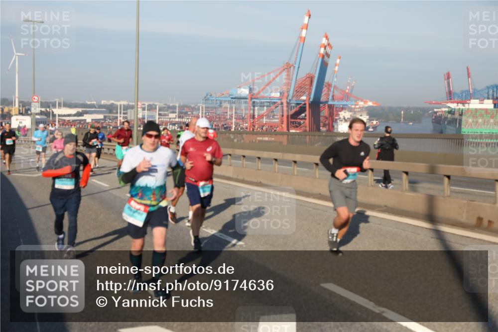 03.10.2025 - Köhlbrandbrückenlauf Yannick Fuchs http://msf.ph/oto/9174636 03.10.2025 08:43:34 Position 2  meine-sportfotos.de