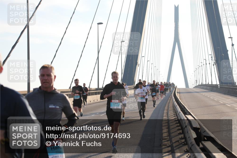 03.10.2025 - Köhlbrandbrückenlauf Yannick Fuchs http://msf.ph/oto/9174693 03.10.2025 08:22:58 Position 1 3354, 1067 meine-sportfotos.de