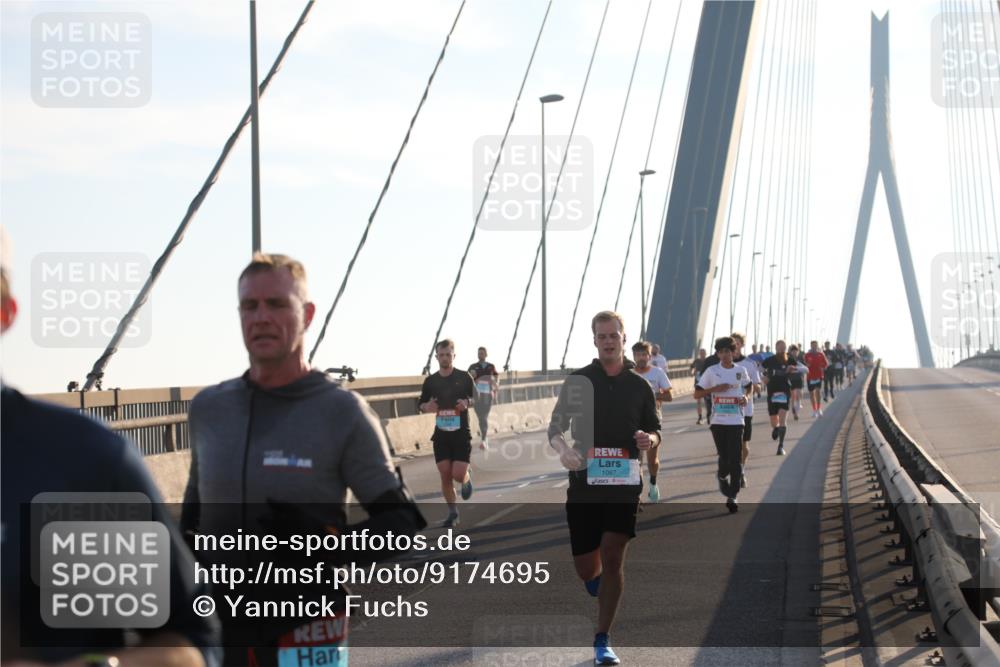 03.10.2025 - Köhlbrandbrückenlauf Yannick Fuchs http://msf.ph/oto/9174695 03.10.2025 08:22:58 Position 1 1067 meine-sportfotos.de