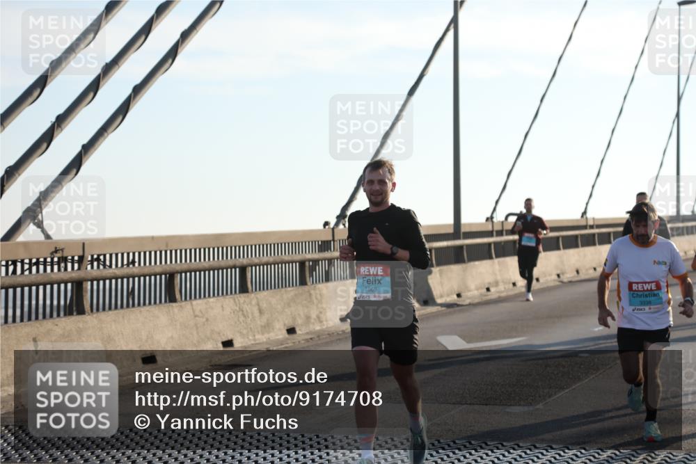 03.10.2025 - Köhlbrandbrückenlauf Yannick Fuchs http://msf.ph/oto/9174708 03.10.2025 08:23:01 Position 1 1068, 3338 meine-sportfotos.de