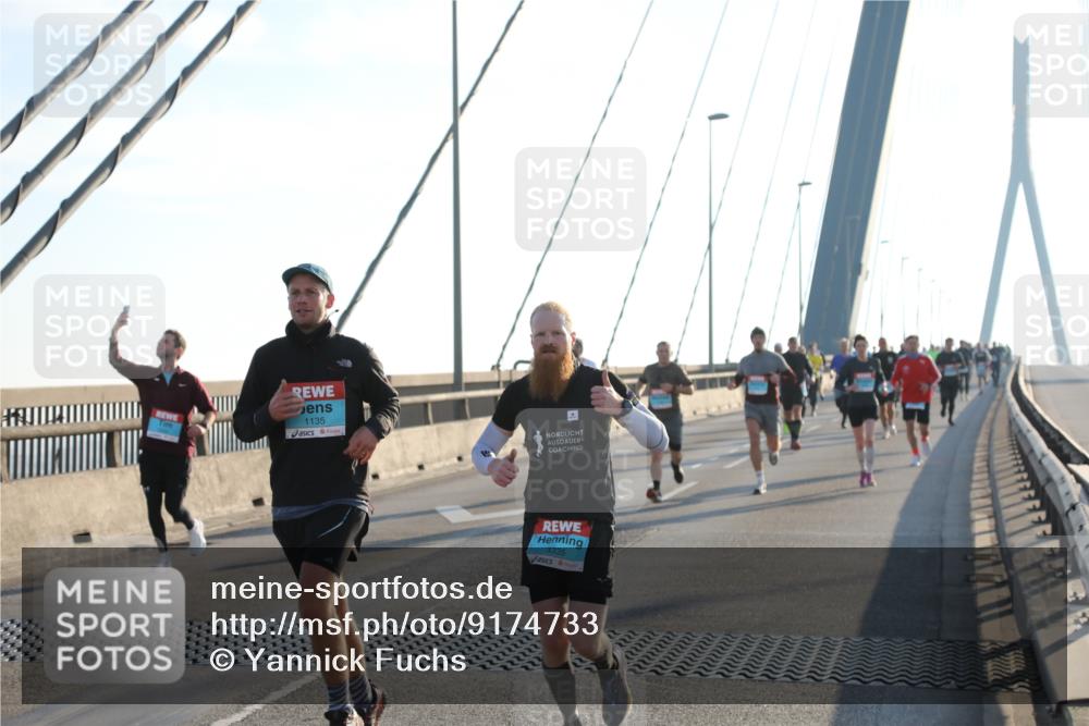 03.10.2025 - Köhlbrandbrückenlauf Yannick Fuchs http://msf.ph/oto/9174733 03.10.2025 08:23:05 Position 1 1135, 3335 meine-sportfotos.de
