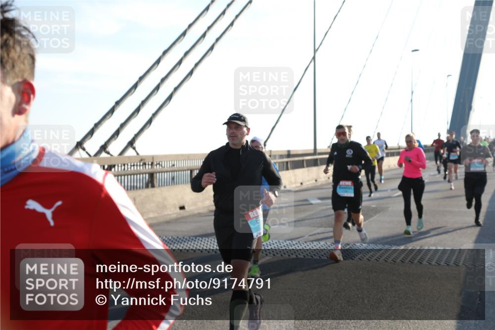 03.10.2025 - Köhlbrandbrückenlauf Yannick Fuchs http://msf.ph/oto/9174791 03.10.2025 08:23:12 Position 1  meine-sportfotos.de