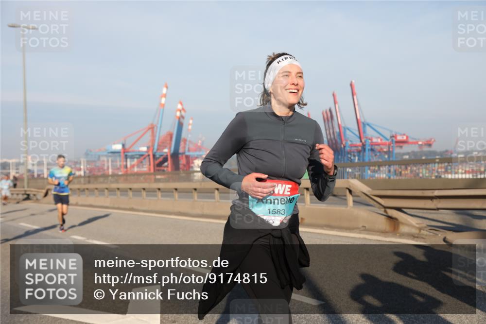 03.10.2025 - Köhlbrandbrückenlauf Yannick Fuchs http://msf.ph/oto/9174815 03.10.2025 08:44:17 Position 2 1583 meine-sportfotos.de