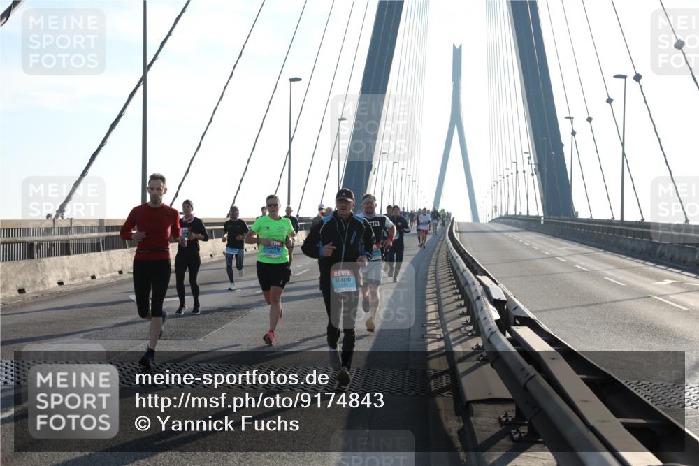 03.10.2025 - Köhlbrandbrückenlauf Yannick Fuchs http://msf.ph/oto/9174843 03.10.2025 08:23:18 Position 1  meine-sportfotos.de