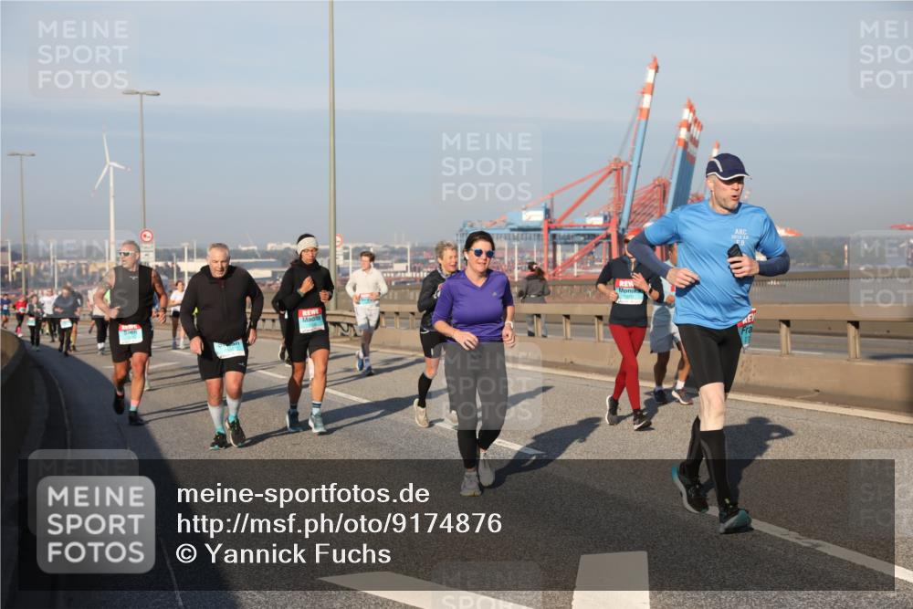 03.10.2025 - Köhlbrandbrückenlauf Yannick Fuchs http://msf.ph/oto/9174876 03.10.2025 08:44:25 Position 2 2015, 28 meine-sportfotos.de