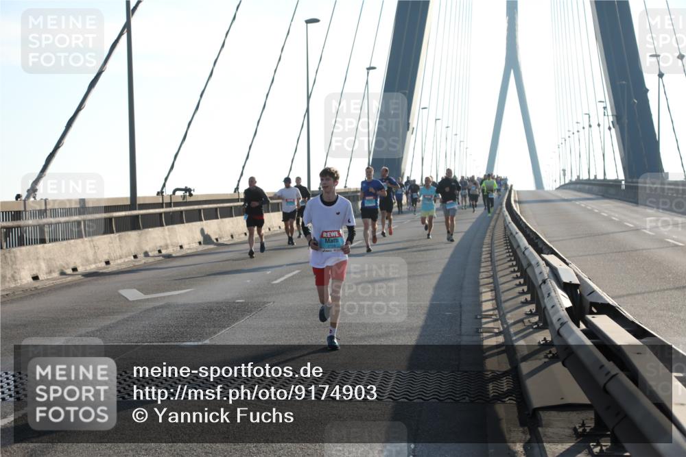 03.10.2025 - Köhlbrandbrückenlauf Yannick Fuchs http://msf.ph/oto/9174903 03.10.2025 08:23:30 Position 1  meine-sportfotos.de