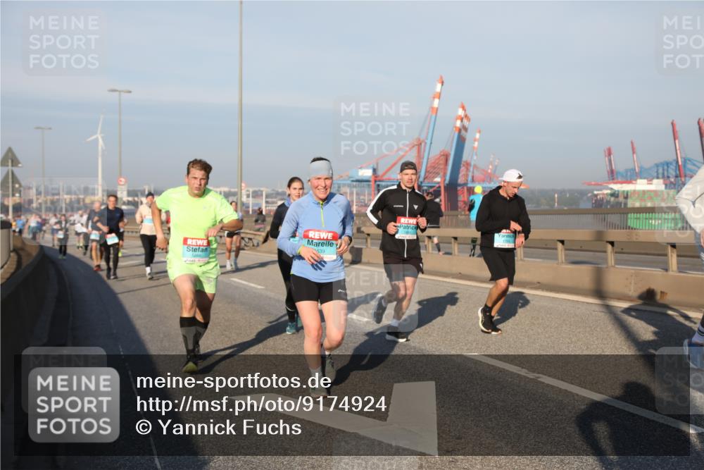 03.10.2025 - Köhlbrandbrückenlauf Yannick Fuchs http://msf.ph/oto/9174924 03.10.2025 08:44:31 Position 2 1259, 539 meine-sportfotos.de