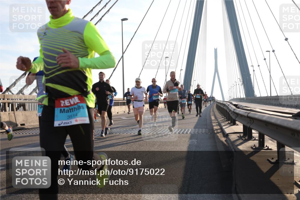 03.10.2025 - Köhlbrandbrückenlauf Yannick Fuchs http://msf.ph/oto/9175022 03.10.2025 08:23:44 Position 1 3514 meine-sportfotos.de