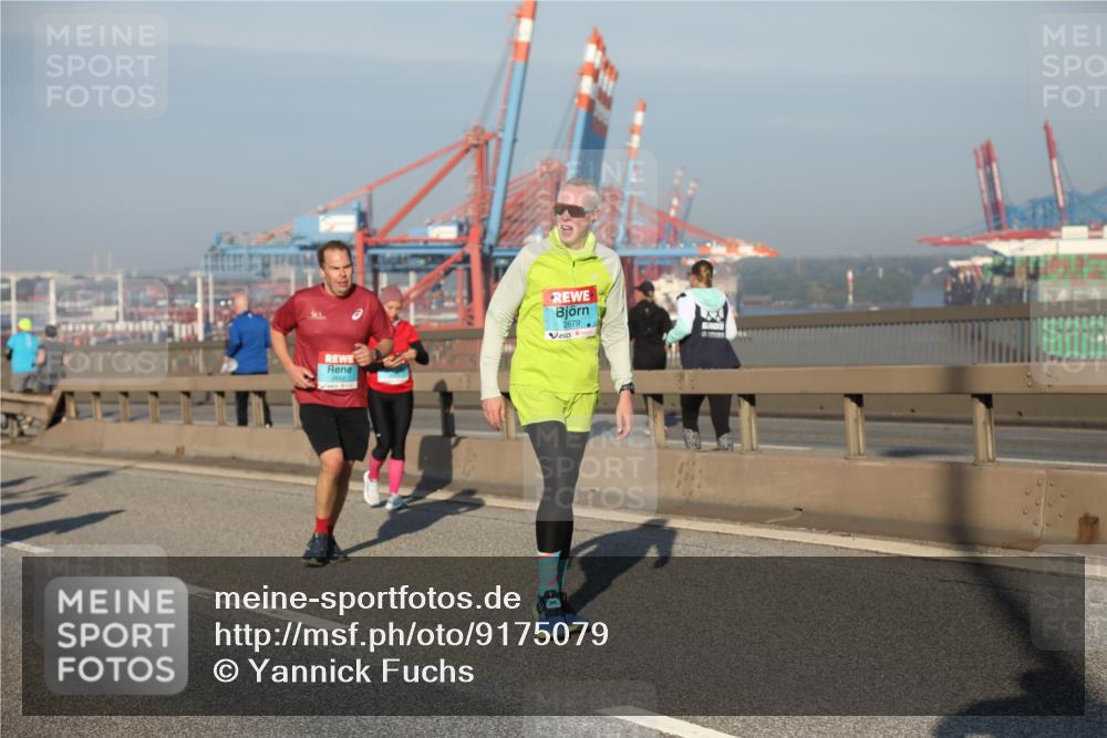 03.10.2025 - Köhlbrandbrückenlauf Yannick Fuchs http://msf.ph/oto/9175079 03.10.2025 08:44:43 Position 2 2679 meine-sportfotos.de