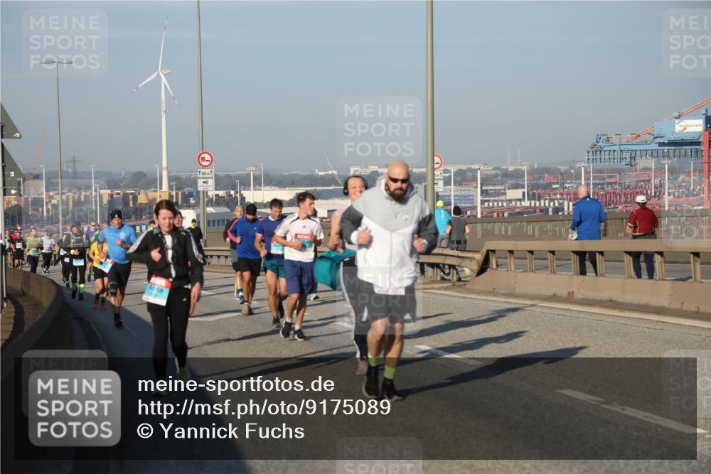 03.10.2025 - Köhlbrandbrückenlauf Yannick Fuchs http://msf.ph/oto/9175089 03.10.2025 08:44:43 Position 2 1500, 18 meine-sportfotos.de