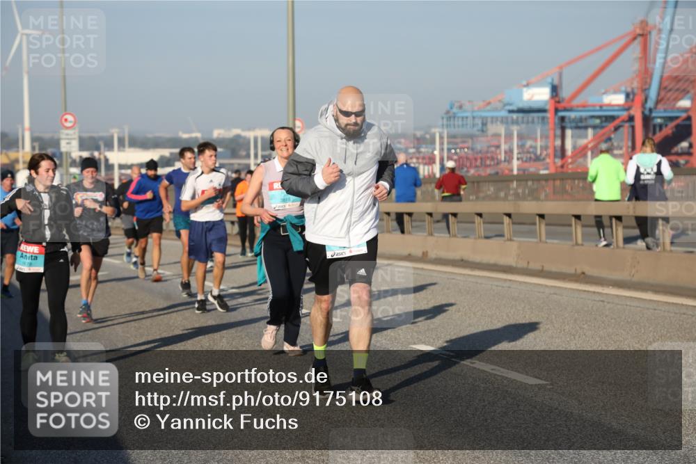 03.10.2025 - Köhlbrandbrückenlauf Yannick Fuchs http://msf.ph/oto/9175108 03.10.2025 08:44:45 Position 2 1679 meine-sportfotos.de