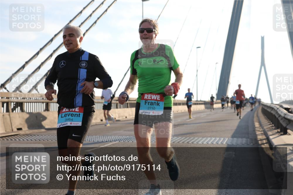 03.10.2025 - Köhlbrandbrückenlauf Yannick Fuchs http://msf.ph/oto/9175114 03.10.2025 08:23:49 Position 1 3464, 2710 meine-sportfotos.de