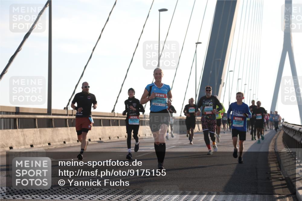 03.10.2025 - Köhlbrandbrückenlauf Yannick Fuchs http://msf.ph/oto/9175155 03.10.2025 08:23:55 Position 1 3458 meine-sportfotos.de